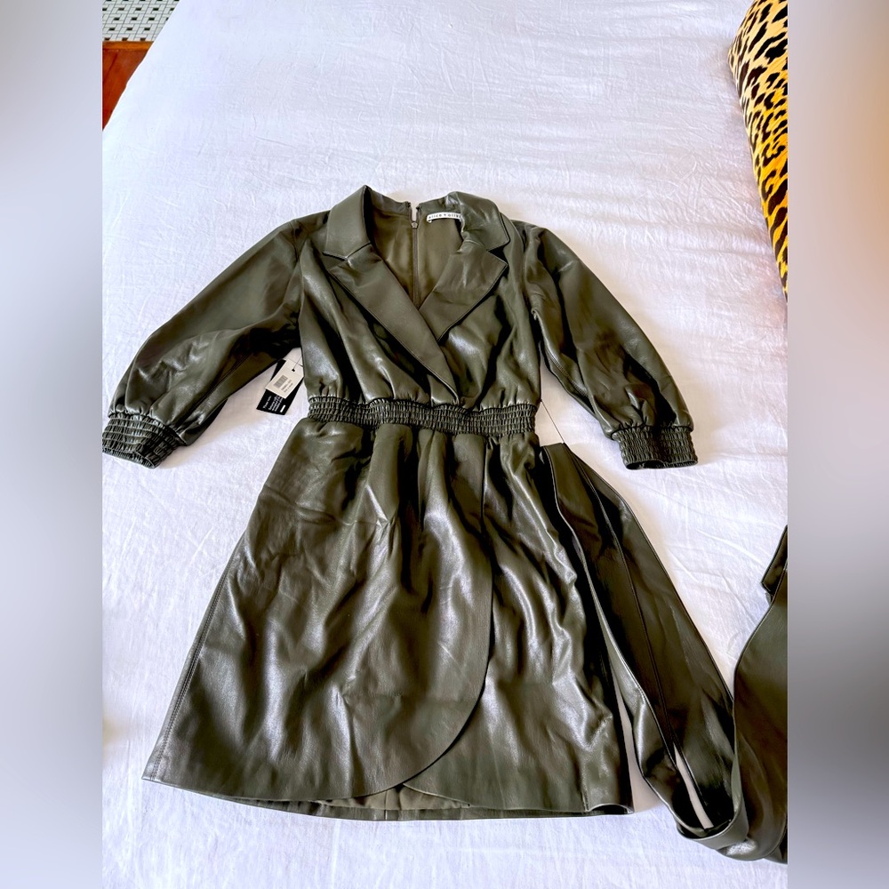 Alice and olivia green leather mini dress size XS brand new with tags